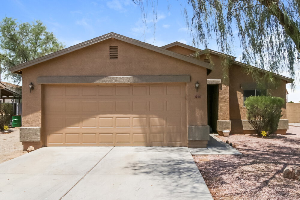 Foto principal - 1246 E Desert Moon Trail