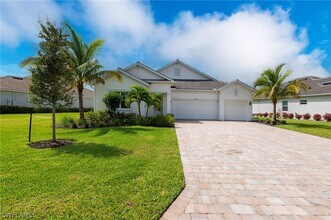 Building Photo - 13528 Blue Bay Cir