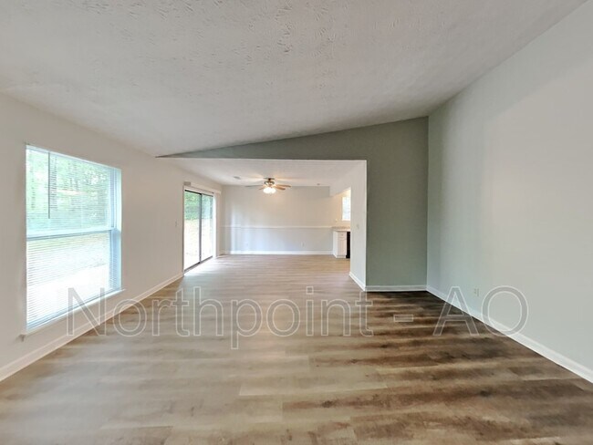 Building Photo - 1515 Captain Thomas Ct
