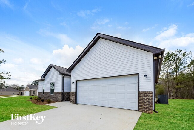 Foto del edificio - 227 Lakewood Ln