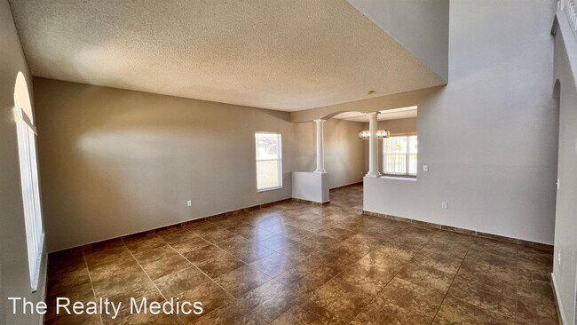 Building Photo - 4 br, 2.5 bath House - 4561 Ficus Tree Rd