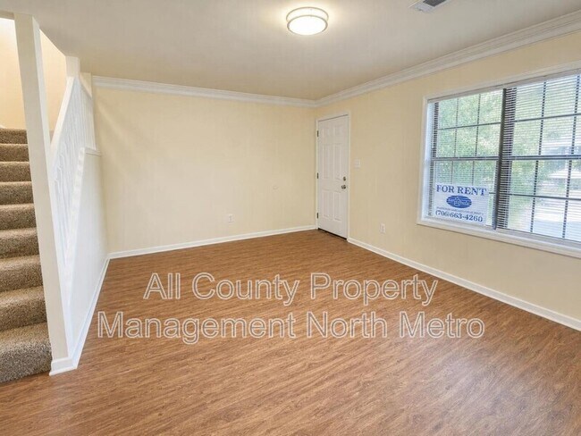 Building Photo - 3054 Destin Cir