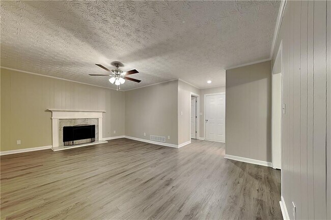 Foto del edificio - 3720 Ted's Cove