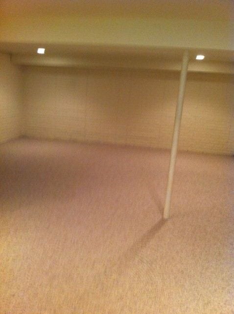 Building Photo - 3118 Creekwood Cir
