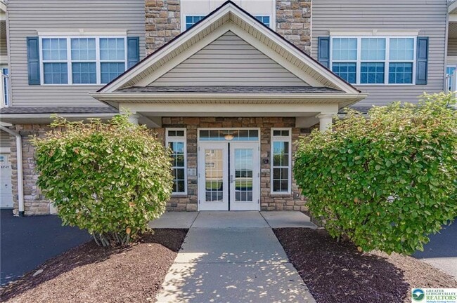 Building Photo - 6885 Pioneer Dr