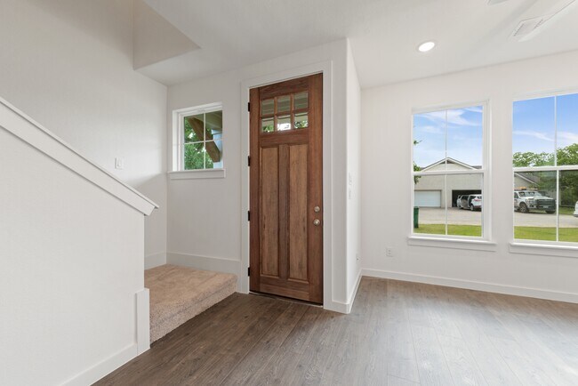 Foto del edificio - 1217 Chestnut Ct