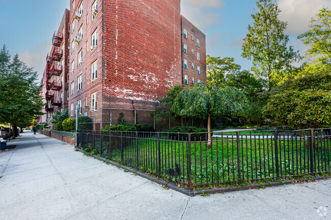 Building Photo - 41-50 78th St