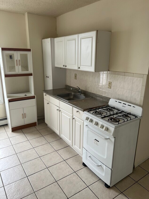 Foto principal - 72 Parkhurst St