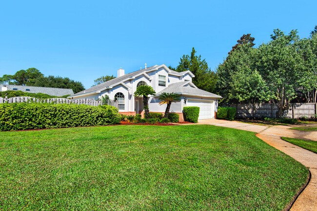 Foto del edificio - 880 Brande Ct