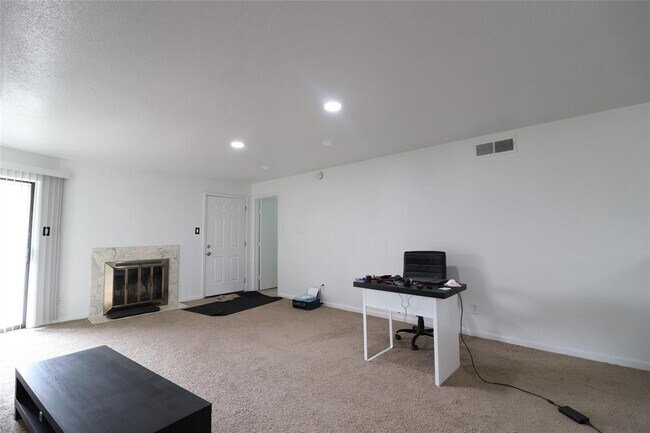 Foto del edificio - 10629 Braes Bend Dr