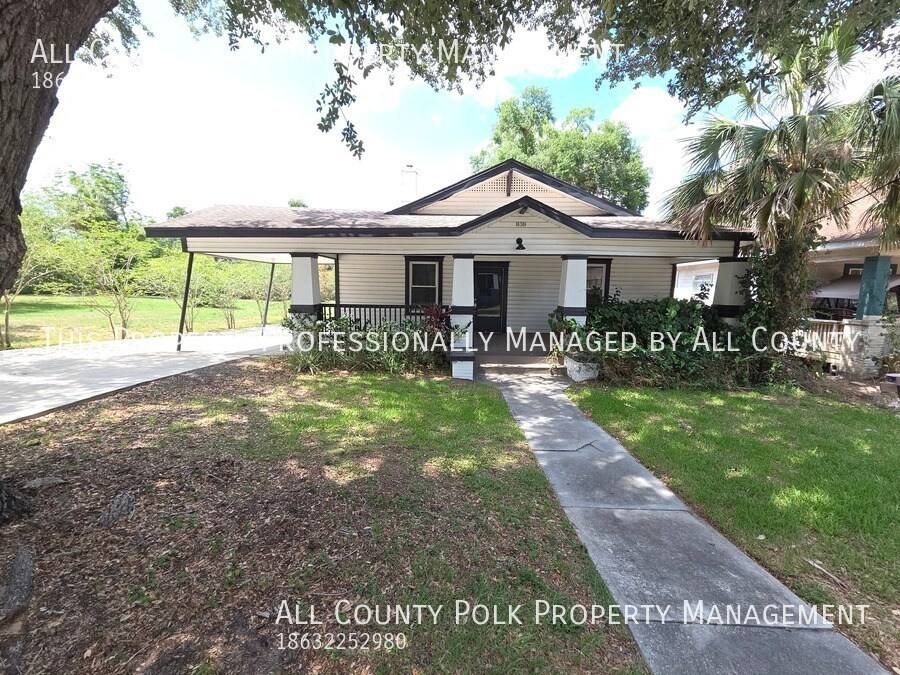 Primary Photo - 838 E Orange St