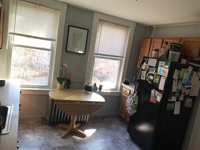 Building Photo - 11 Eustis St