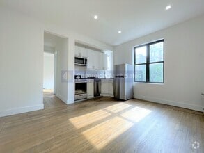 Building Photo - 45 Tiemann Pl