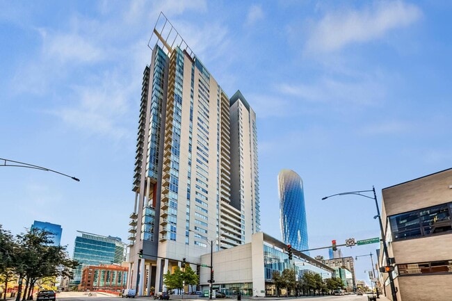 Foto del edificio - 737 W Washington Blvd