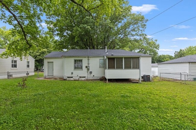 Building Photo - 10514 Anson Dr