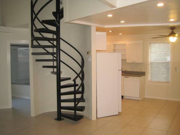 Foto del edificio - 29 N Lawsona Blvd