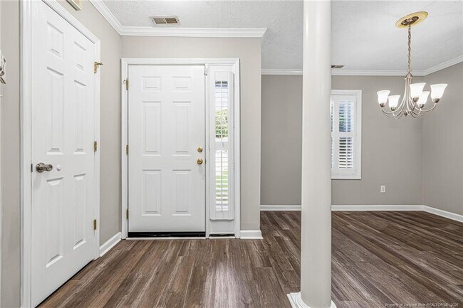 Foto del edificio - 342 Bubble Creek Ct