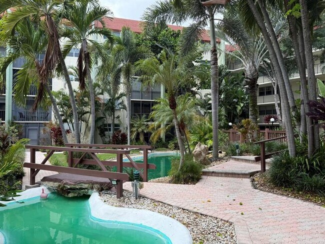 Foto del edificio - 5300 NE 24th Terrace
