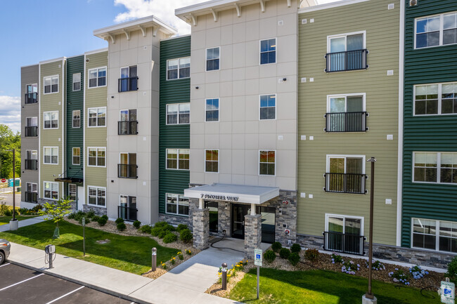 Entrance - The Edgebrook Residences