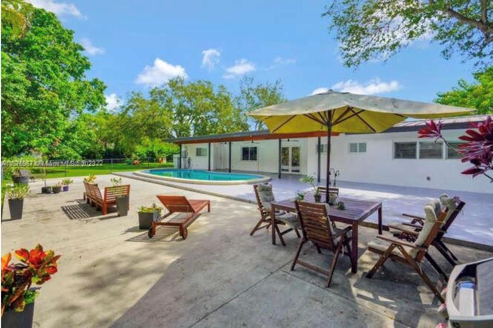 Primary Photo - 12100 SW 69th Ct