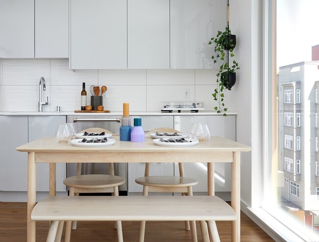 Building Photo - Shoresmith