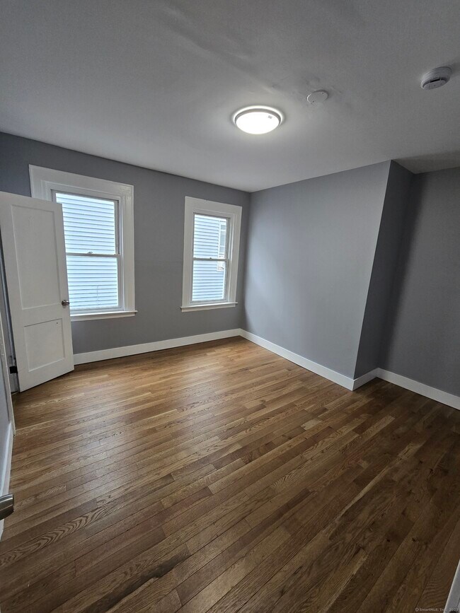 Foto del edificio - 108 Greenwood St
