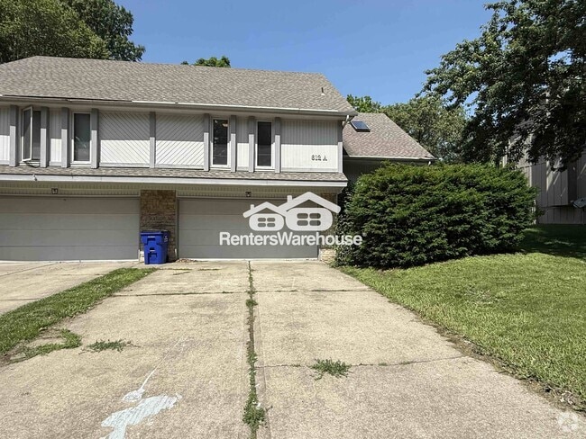 Building Photo - 612 SE Kristi Ln