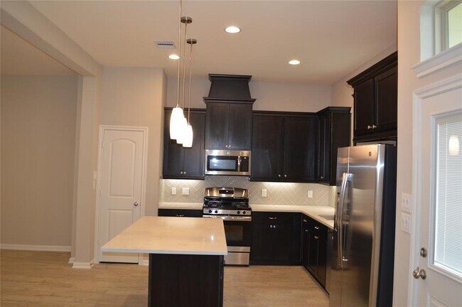 Foto del edificio - 28043 Rocky Heights Dr