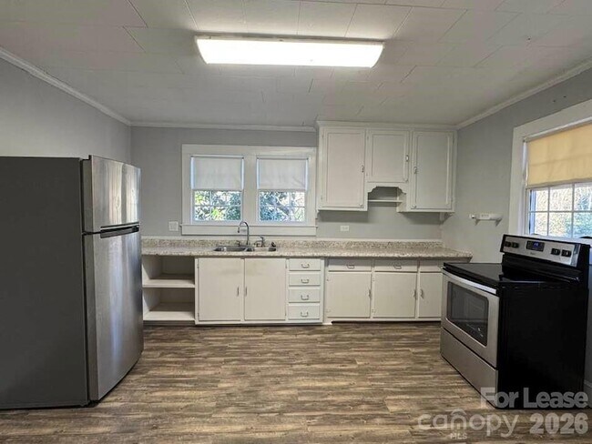 Foto del edificio - 70 Crowell Dr NW