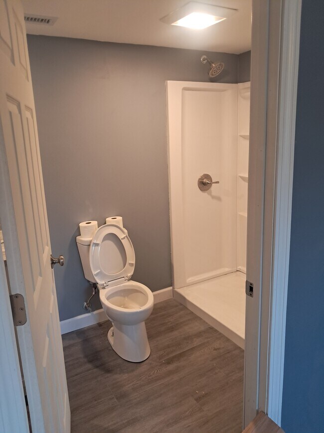 Baño 1 - 23 High St