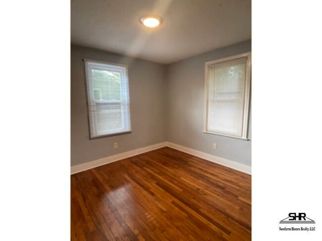 Building Photo - 1409 Poppy Ave