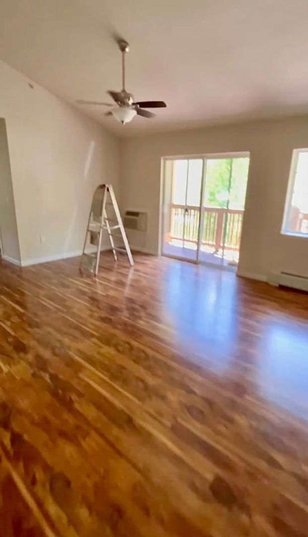 Building Photo - 520 Riverview Drive, Unit 506