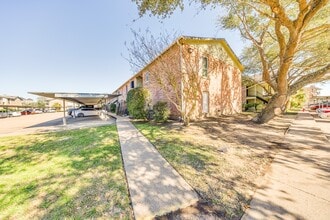 Building Photo - 18800 Egret Bay Blvd