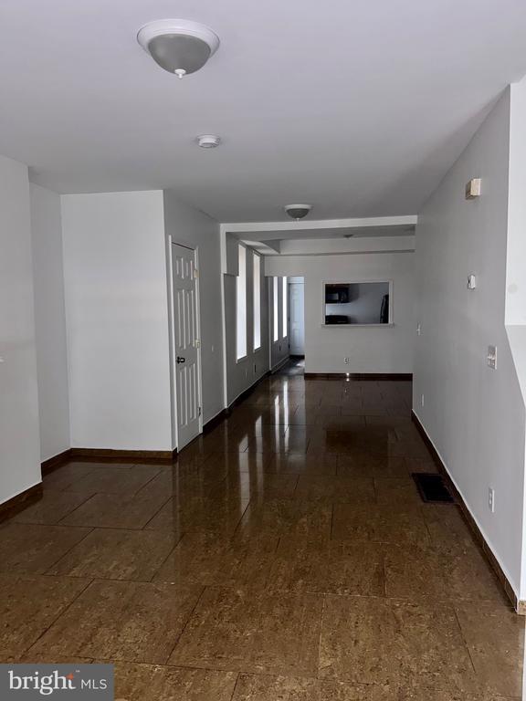 Building Photo - 3124 Haverford Ave