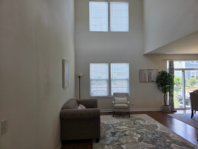 Foto del edificio - 54 Woodview Dr