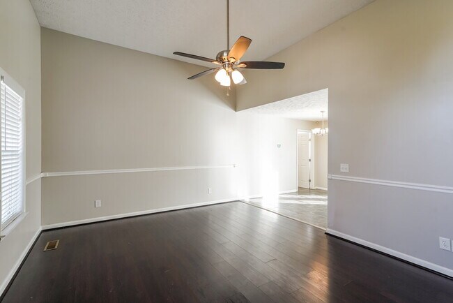 Foto del edificio - 7109 Beard Ct