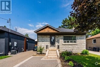 Building Photo - 41 Treeview Dr
