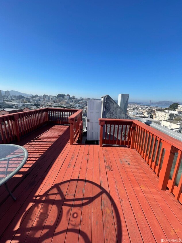 Foto principal - 1705 Jones St