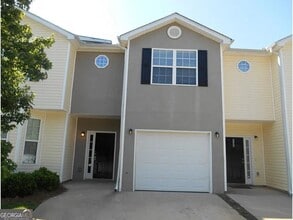 Building Photo - 2306 Nicole Dr