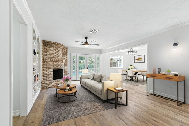 Foto del edificio - 606 Orangewood Dr
