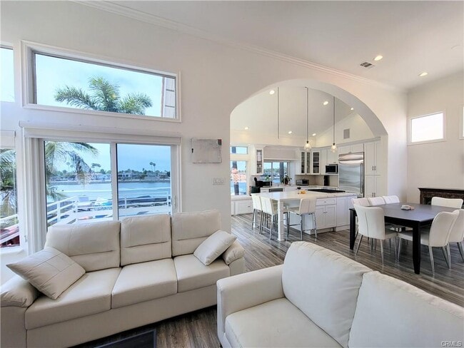 Foto del edificio - 5532 Spinnaker Bay Dr