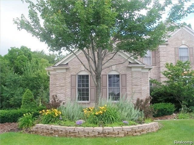 Foto del edificio - 51282 Plymouth Lake Dr