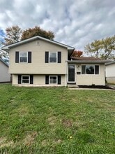 Building Photo - 1921 Dunning Rd