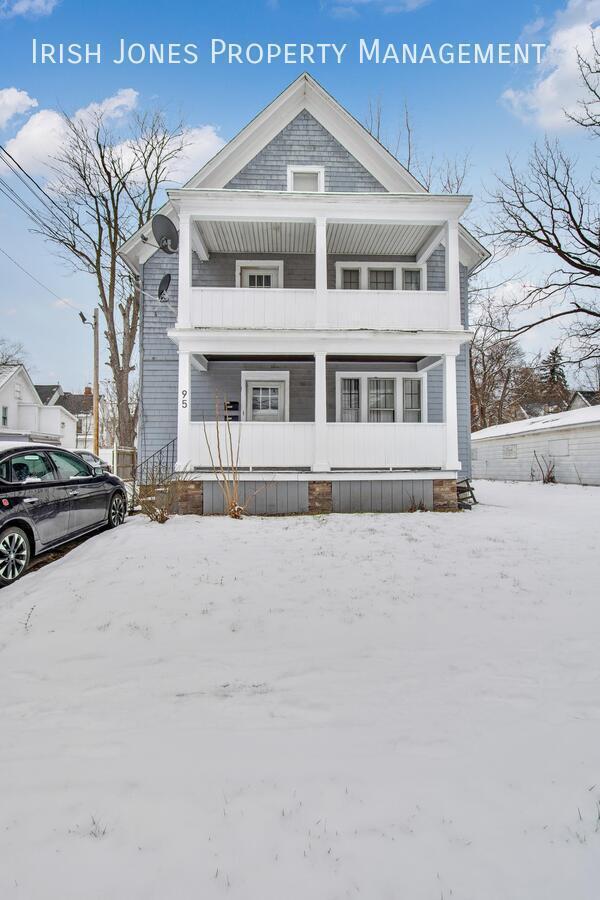 Building Photo - 95 N Transit St