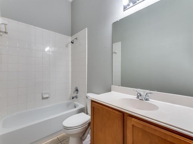 Foto del edificio - 5640 Bedford Ln