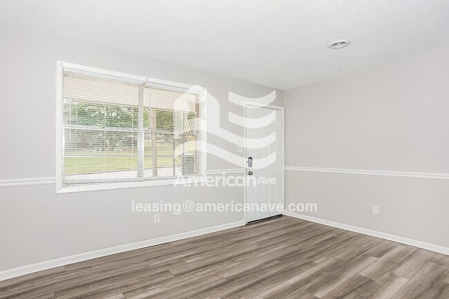 Building Photo - 2106 Vandivere Rd