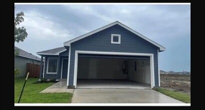 Building Photo - 1817 Mallen Farm Rdg