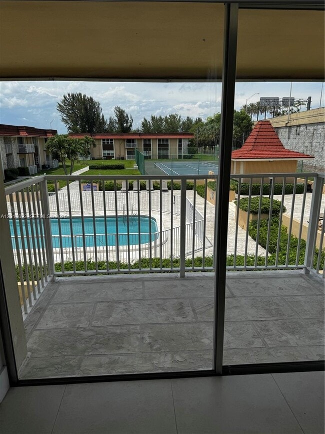 Building Photo - 5401 SW 77th Ct