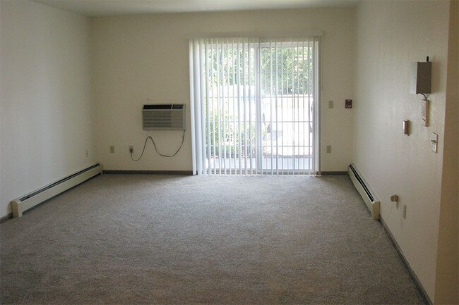 Foto del edificio - BAY VIEW APARTMENTS