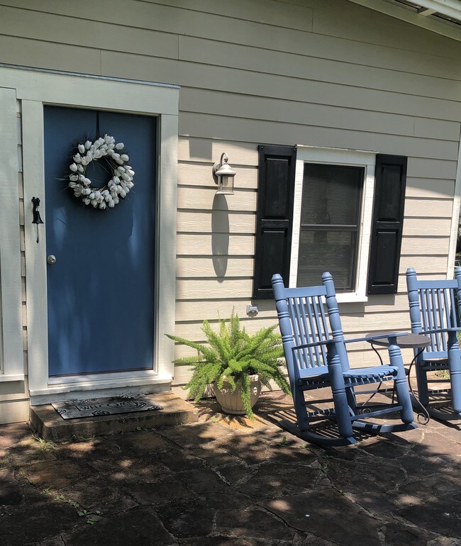 101 Hillside Terrace, Hallettsville, TX 77964 House Rental in